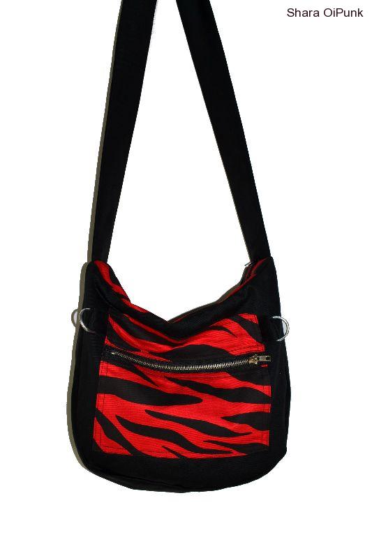 Punk taška černá/ červená zebra s kovovými očky
