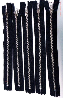 Punk KOVOVÝ zip 30 cm